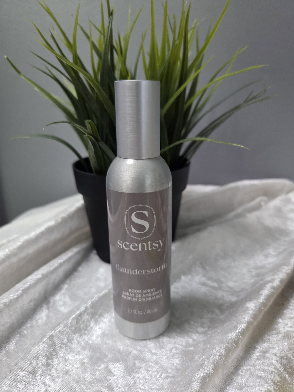 Scentsy Thunderstorm Room Spray - Silver/Grey